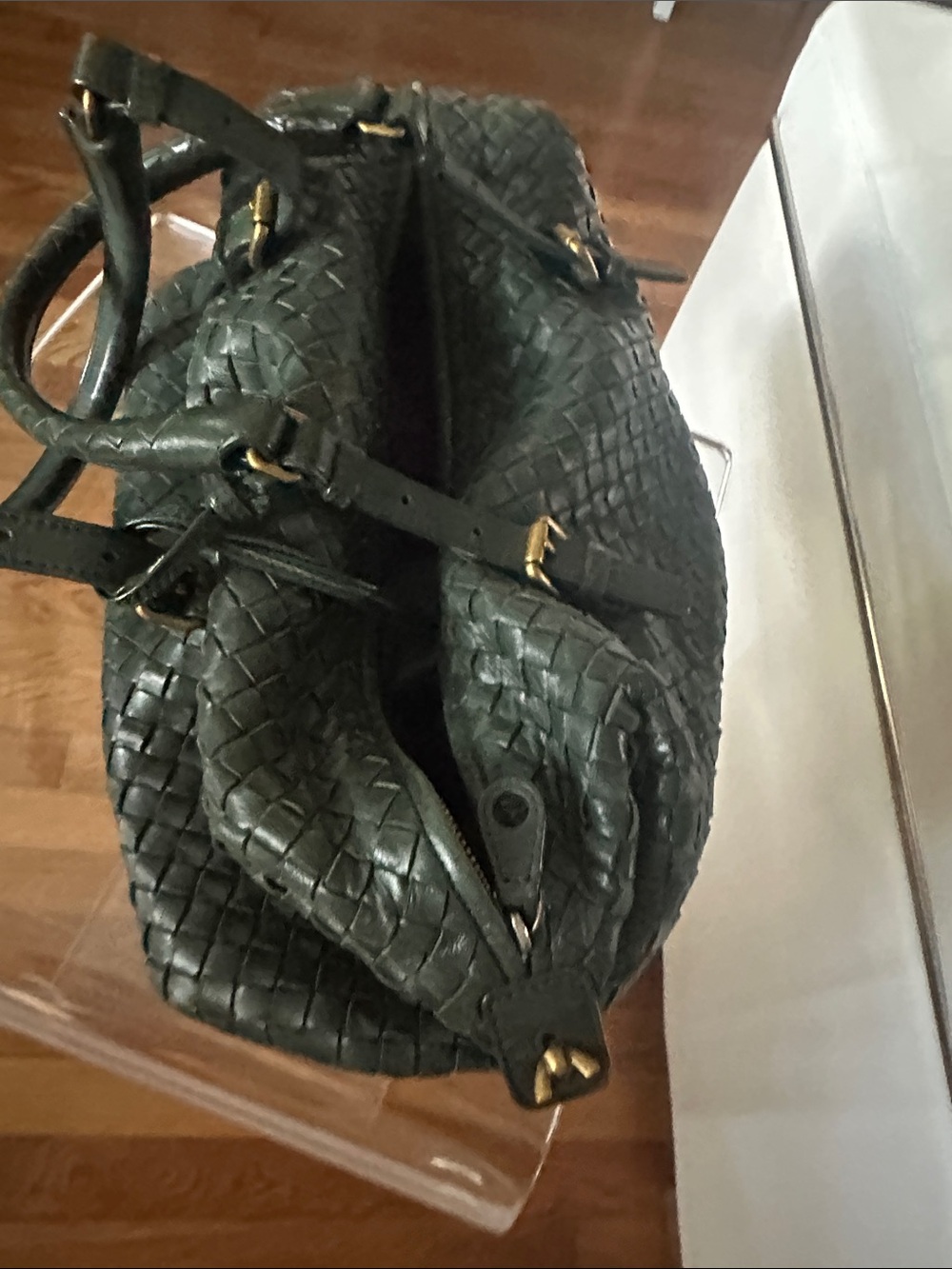 Bottega Veneta Dark Green Intrecciato Leather Shoulder Bag with Purple Interior - Picture 9 of 9